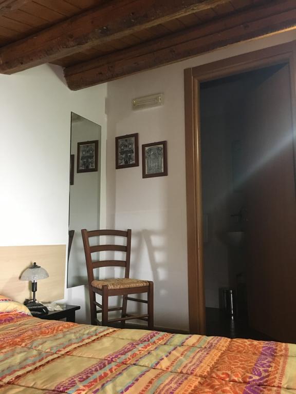 Bed And Breakfast Araba Fenice Ragusa Dış mekan fotoğraf